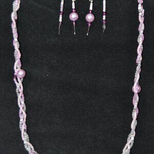 Purple 16-inch necklace w/earrings